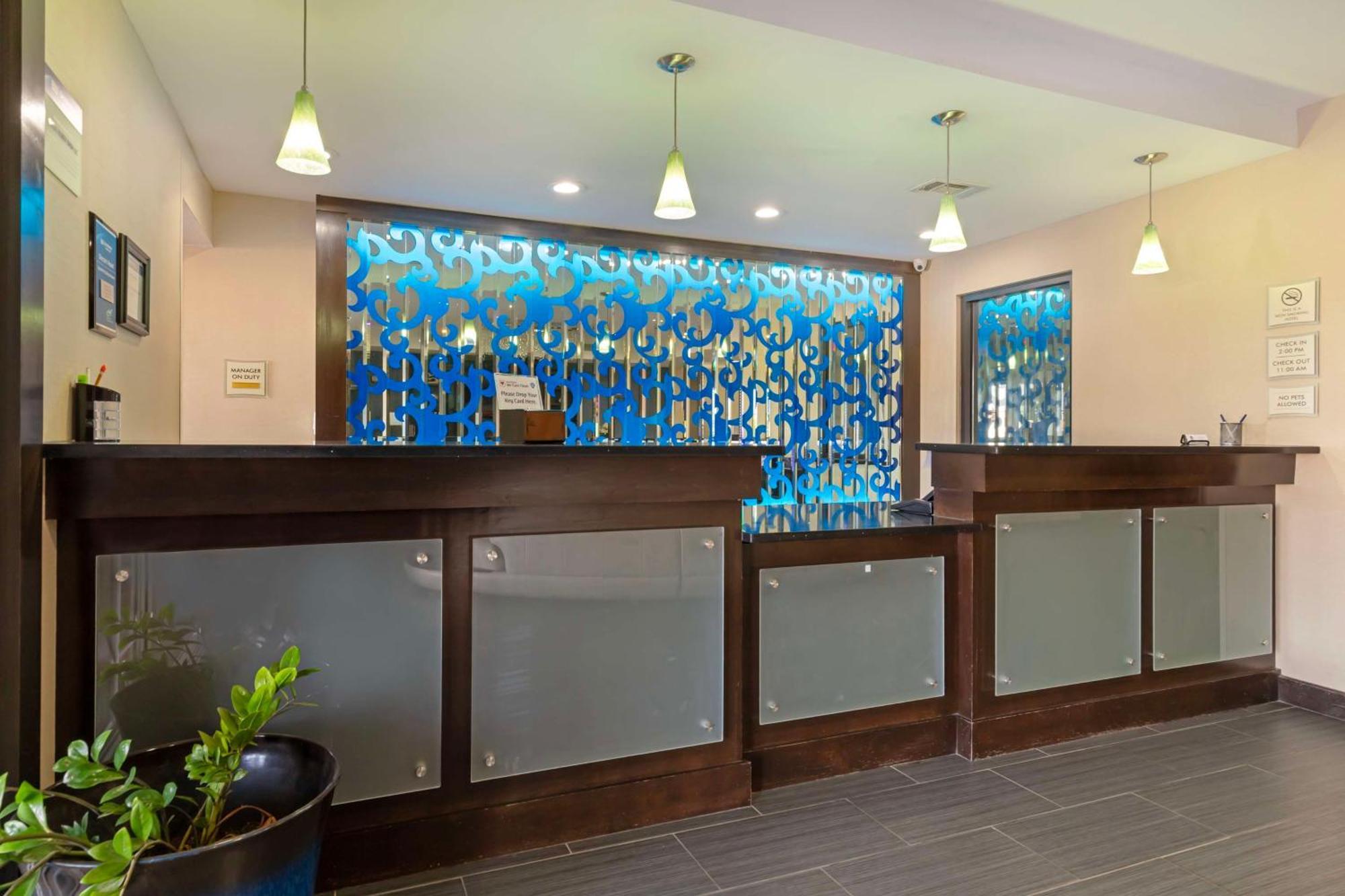 Western Hotel 3*